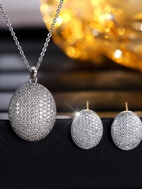Silver Pavé Oval Necklace & Stud Earrings Set